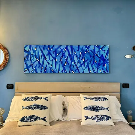 La Piramide בית הארחה מנרולה