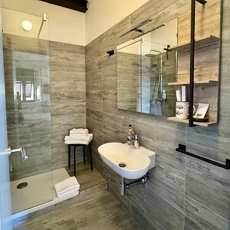 בית הארחה La Piramide 4*