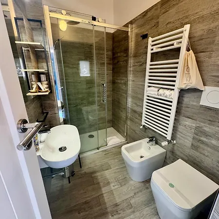 La Piramide מנרולה