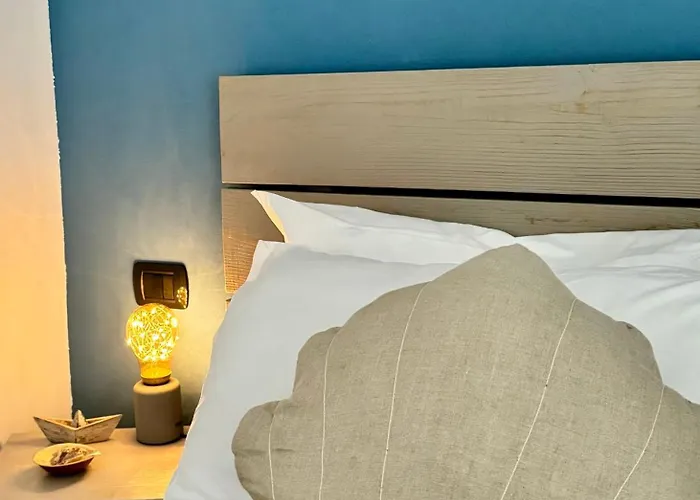 La Piramide Manarola