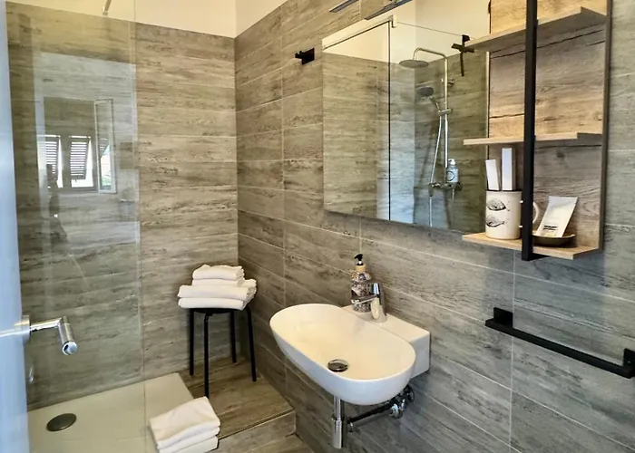 게스트하우스 La Piramide 4*